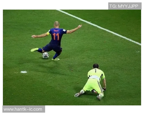 那些在绿茵场上低调奉献却鲜少出现在镜头前的足球明星们